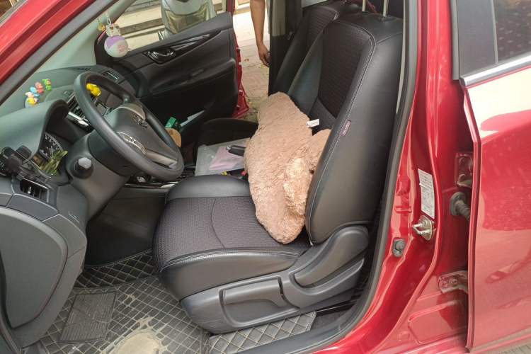 Used Nissan Tiida 2016 1.6L CVT Smart Drive Edition Left Front Seat