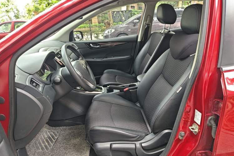 Used Nissan Tiida 2016 1.6L CVT Smart Drive Edition Left Front Seat