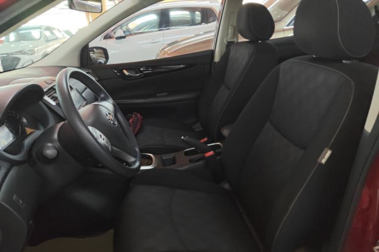 Used Nissan Tiida 2016 1.6L CVT Cool Dynamic Edition Left Front Seat