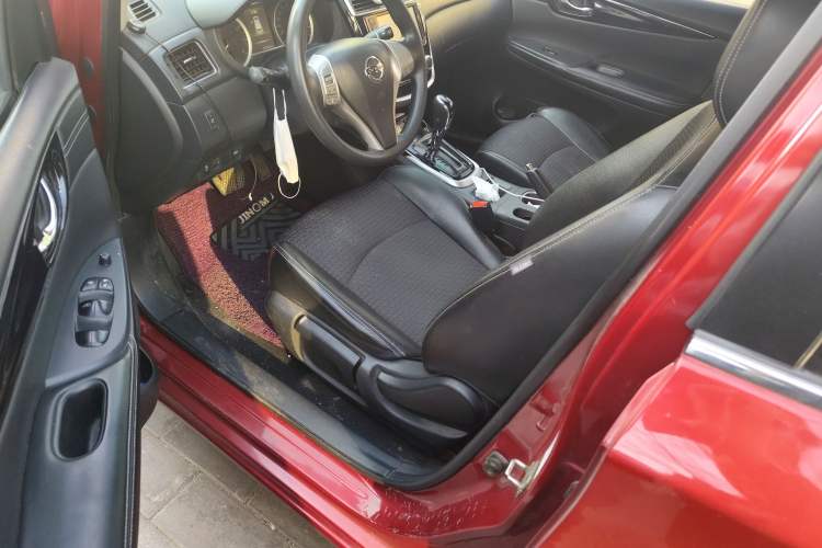 Used Nissan Tiida 2016 1.6L CVT Smart Drive Edition Left Front Seat