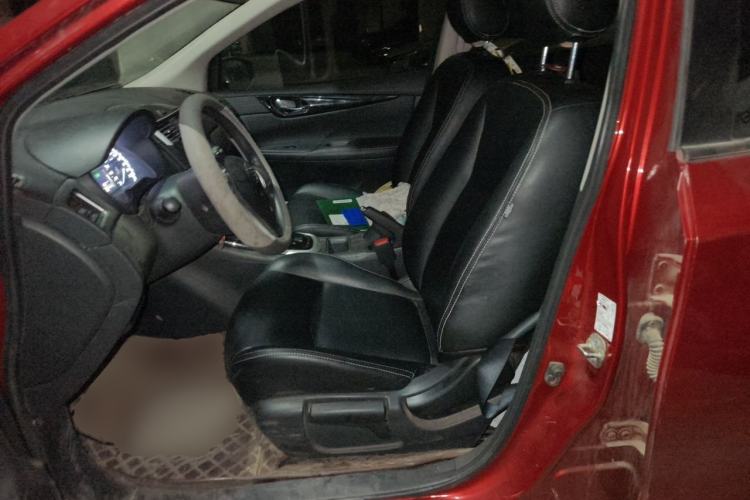 Used Nissan Tiida 2016 1.6L CVT Cool Dynamic Edition Left Front Seat