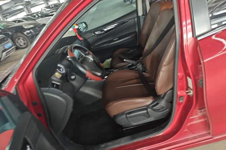 Used Nissan Tiida 2016 1.6L CVT Smart Drive Edition Left Front Seat
