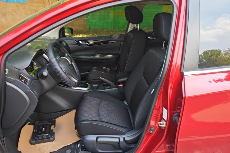 Used Nissan Tiida 2016 1.6L CVT Cool Dynamic Edition Left Front Seat