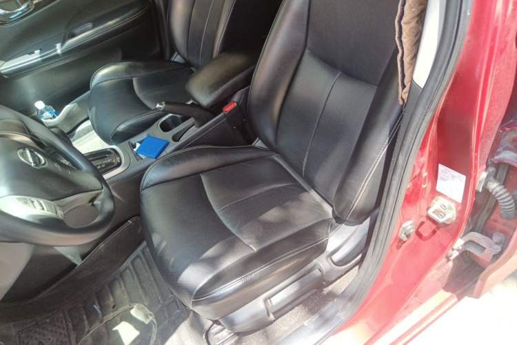 Used Nissan Tiida 2016 1.6L CVT Cool Dynamic Edition Left Front Seat