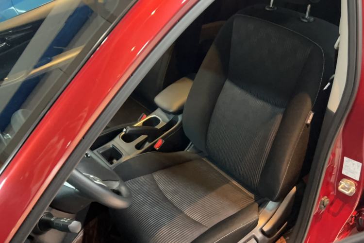 Used Nissan Tiida 2016 1.6L CVT Cool Dynamic Edition Left Front Seat