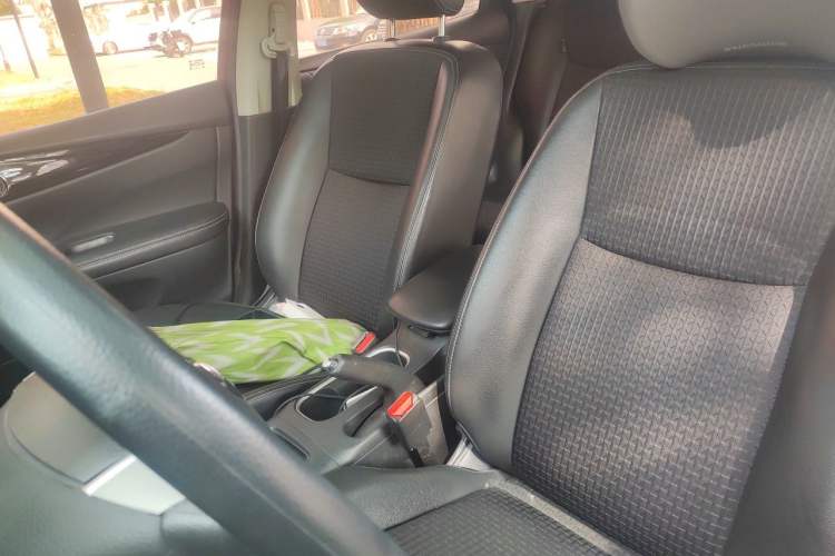 Used Nissan Tiida 2016 1.6L CVT Smart Drive Edition Left Front Seat