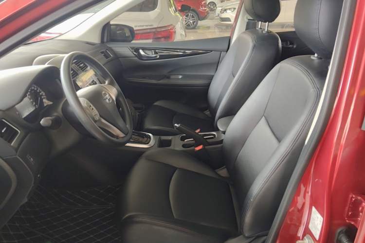 Used Nissan Tiida 2016 1.6L CVT Cool Dynamic Edition Left Front Seat
