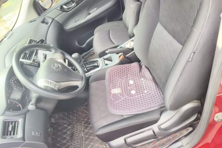 Used Nissan Tiida 2016 1.6L CVT Cool Dynamic Edition Left Front Seat