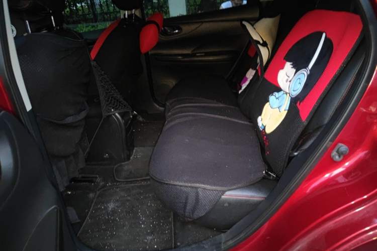 Used Nissan Tiida 2016 1.6L CVT Cool Dynamic Edition Left Rear Seat