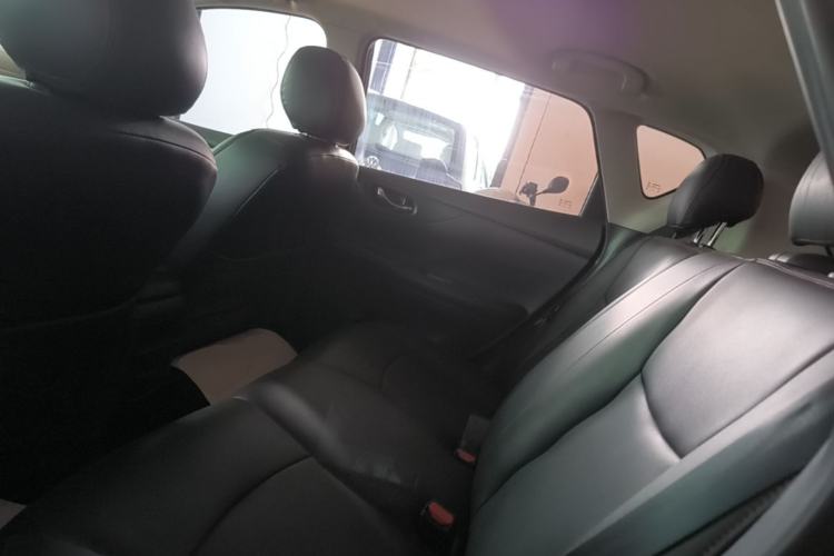 Used Nissan Tiida 2016 1.6L CVT Cool Dynamic Edition Left Rear Seat