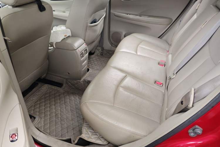 Used Nissan Tiida 2016 1.6L CVT ZhiZun Edition Left Rear Seat