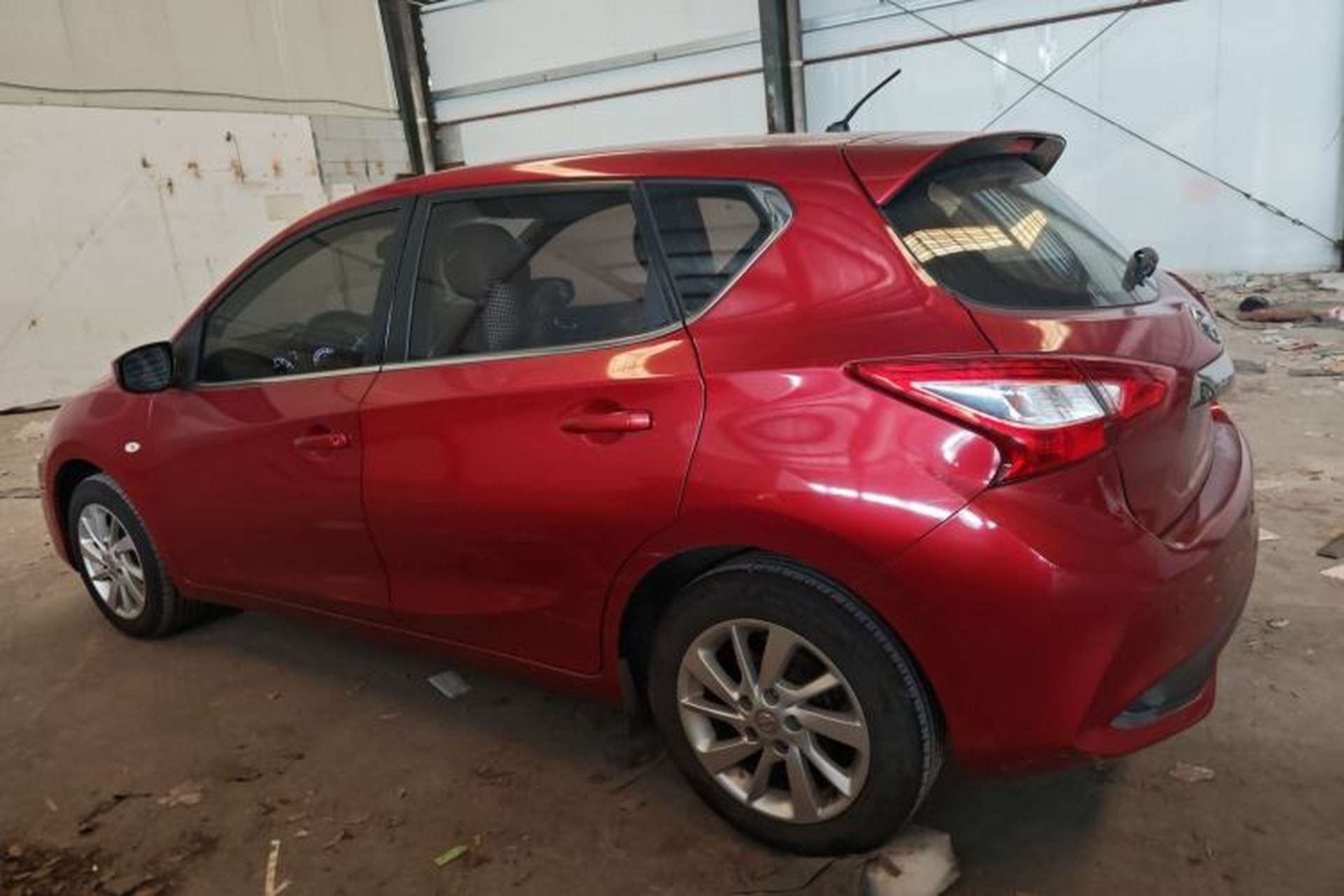 Used Nissan Tiida 2016 1.6L CVT Cool Dynamic Edition Left Side