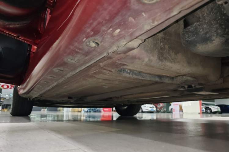 Used Nissan Tiida 2016 1.6L CVT Smart Drive Edition Left Side Sill