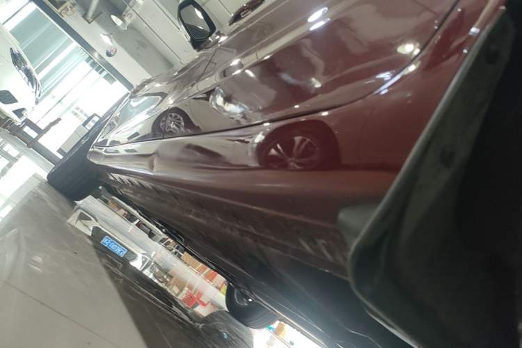 Used Nissan Tiida 2016 1.6L CVT ZhiZun Edition Left Side Sill