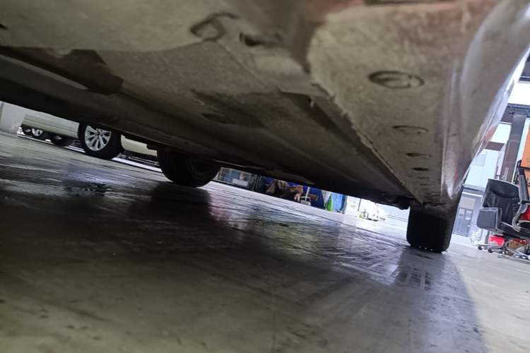 Used Nissan Tiida 2016 1.6L CVT Smart Drive Edition Left Side Sill