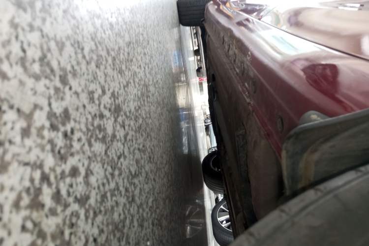 Used Nissan Tiida 2016 1.6L CVT Smart Drive Edition Left Side Sill