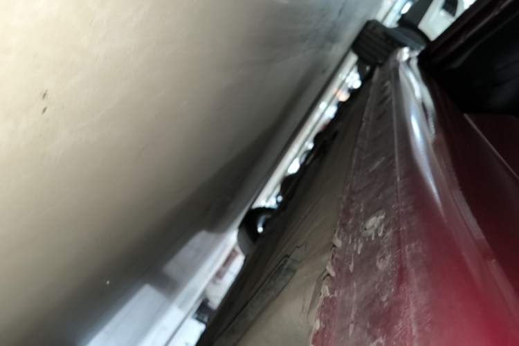 Used Nissan Tiida 2016 1.6L CVT Cool Dynamic Edition Left Side Sill