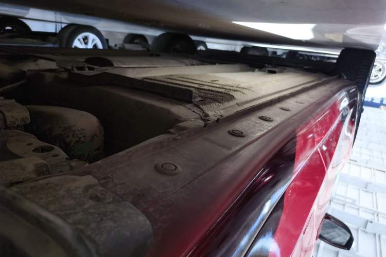Used Nissan Tiida 2016 1.6L CVT ZhiZun Edition Left Side Sill