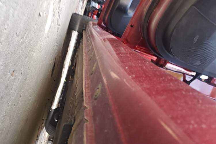 Used Nissan Tiida 2016 1.6L CVT Smart Drive Edition Left Side Sill