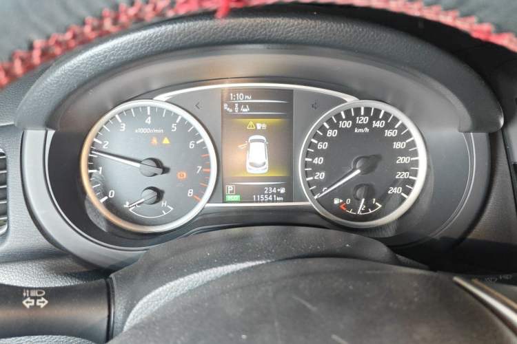 Used Nissan Tiida 2016 1.6L CVT Smart Drive Edition Odometer Close Up