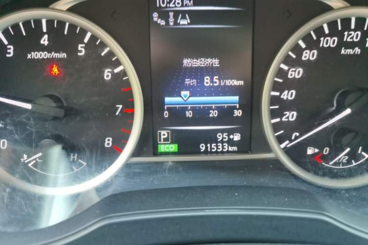 Used Nissan Tiida 2016 1.6L CVT Smart Drive Edition Odometer Close Up