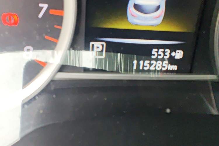 Used Nissan Tiida 2016 1.6L CVT Smart Drive Edition Odometer Close Up