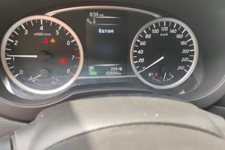 Used Nissan Tiida 2016 1.6L CVT Smart Drive Edition Odometer Close Up