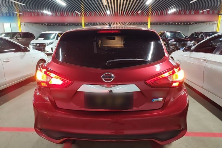 Used Nissan Tiida 2016 1.6L CVT Cool Dynamic Edition Rear