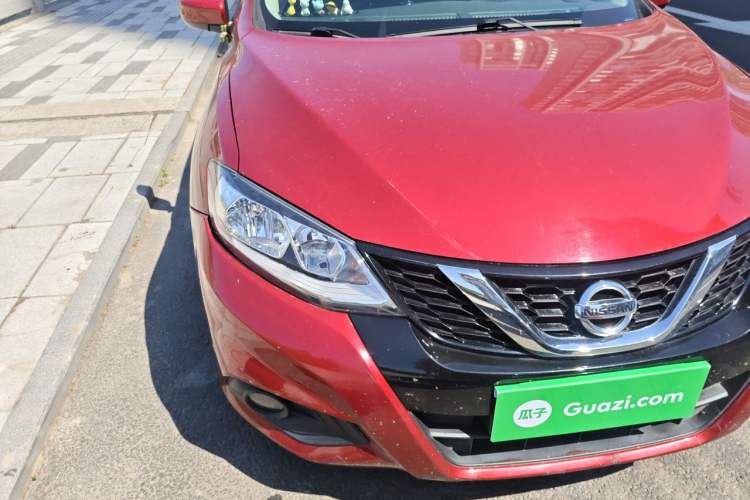 Used Nissan Tiida 2016 1.6L CVT Cool Dynamic Edition Right Front Headlight