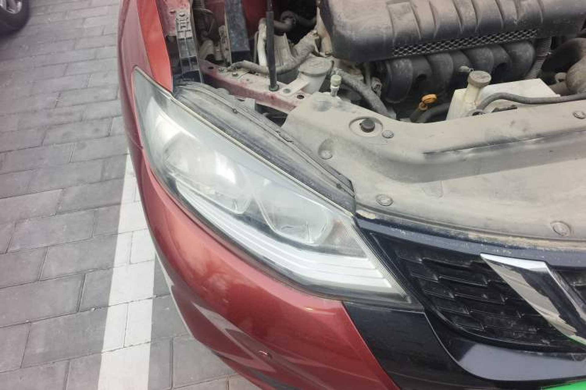 Used Nissan Tiida 2016 1.6L CVT Smart Drive Edition Right Front Headlight