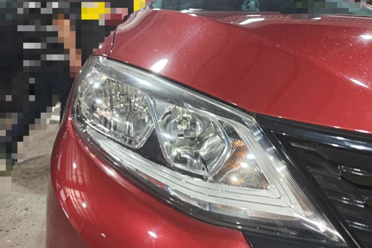 Used Nissan Tiida 2016 1.6L CVT Smart Drive Edition Right Front Headlight