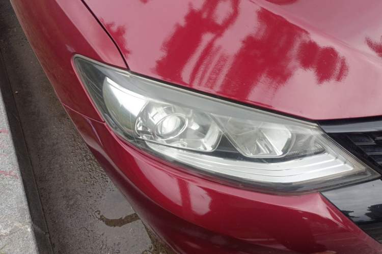 Used Nissan Tiida 2016 1.6L CVT Smart Drive Edition Right Front Headlight