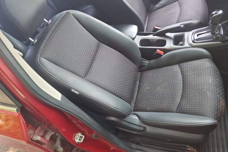 Used Nissan Tiida 2016 1.6L CVT Smart Drive Edition Right Front Seat
