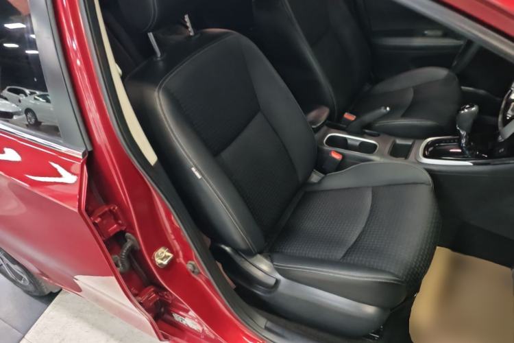 Used Nissan Tiida 2016 1.6L CVT Smart Drive Edition Right Front Seat