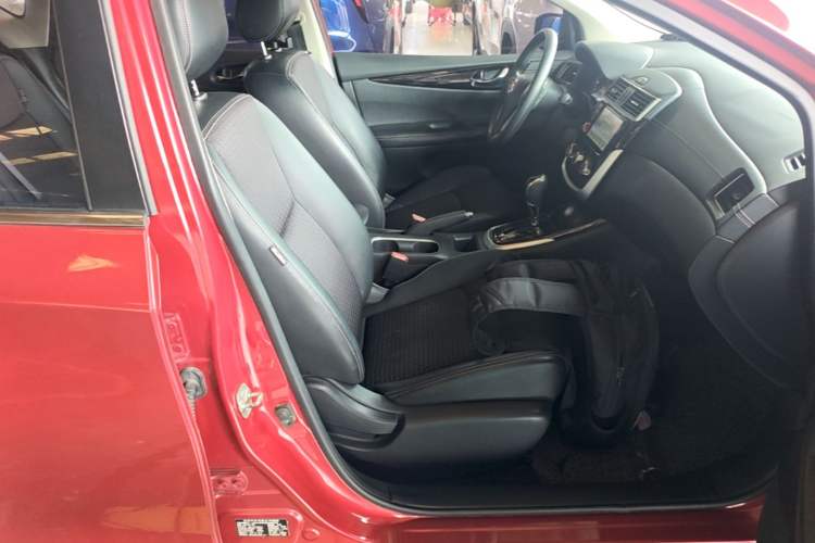 Used Nissan Tiida 2016 1.6L CVT Smart Drive Edition Right Front Seat