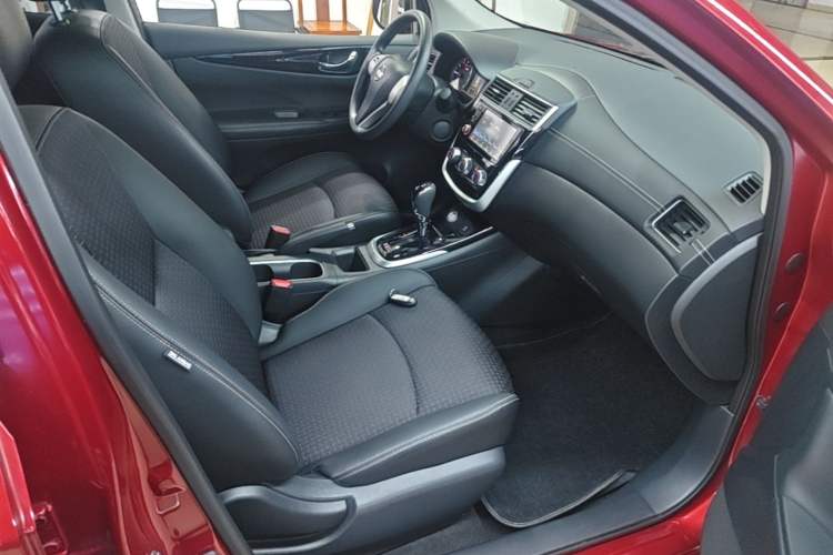 Used Nissan Tiida 2016 1.6L CVT Smart Drive Edition Right Front Seat