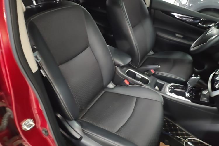 Used Nissan Tiida 2016 1.6L CVT Smart Drive Edition Right Front Seat