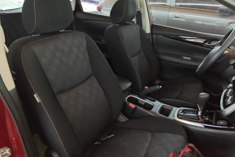 Used Nissan Tiida 2016 1.6L CVT Cool Dynamic Edition Right Front Seat