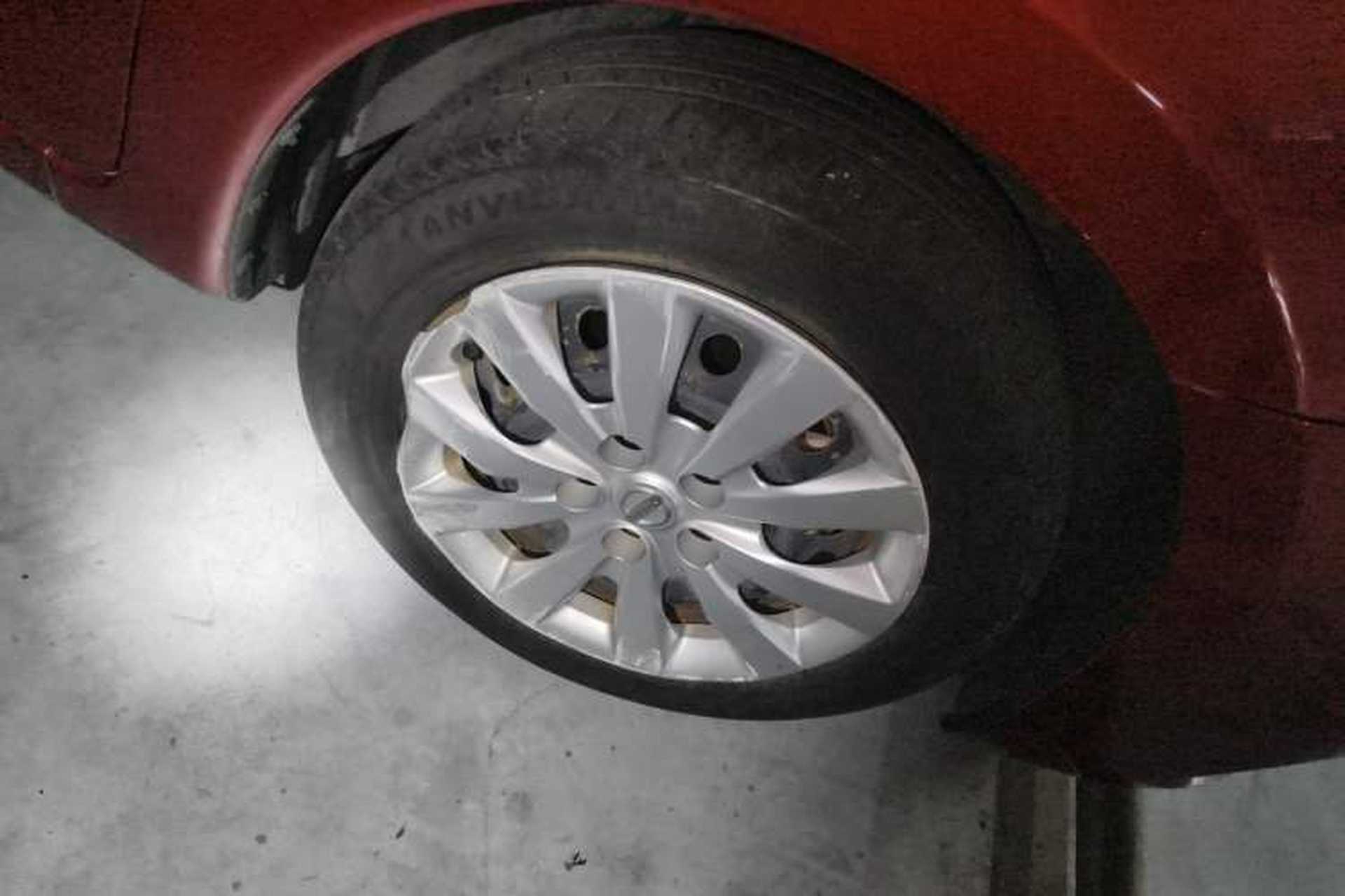 Used Nissan Tiida 2016 1.6L CVT Joyride Edition Right Front Wheel Hub