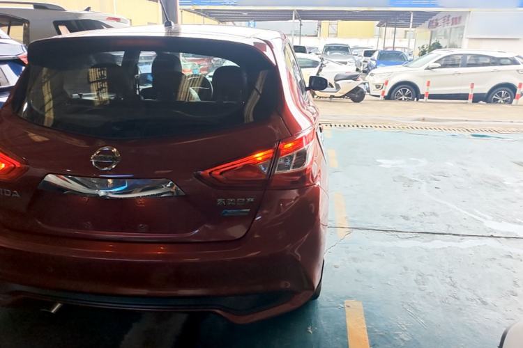 Used Nissan Tiida 2016 1.6L CVT Smart Drive Edition Right Rear Taillight