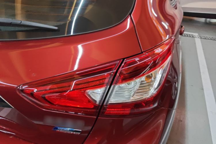 Used Nissan Tiida 2016 1.6L CVT Cool Dynamic Edition Right Rear Taillight