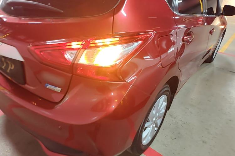 Used Nissan Tiida 2016 1.6L CVT Cool Dynamic Edition Right Rear Taillight