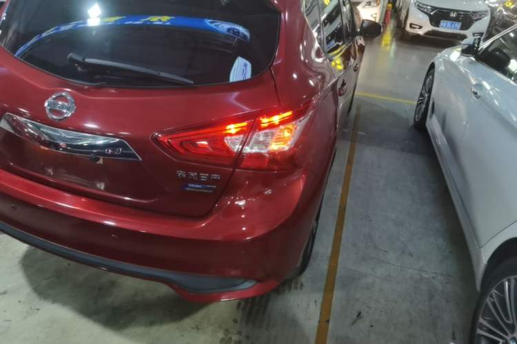Used Nissan Tiida 2016 1.6L CVT Smart Drive Edition Right Rear Taillight