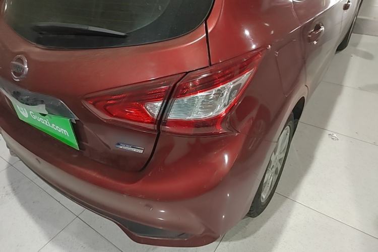 Used Nissan Tiida 2016 1.6L CVT Cool Dynamic Edition Right Rear Taillight