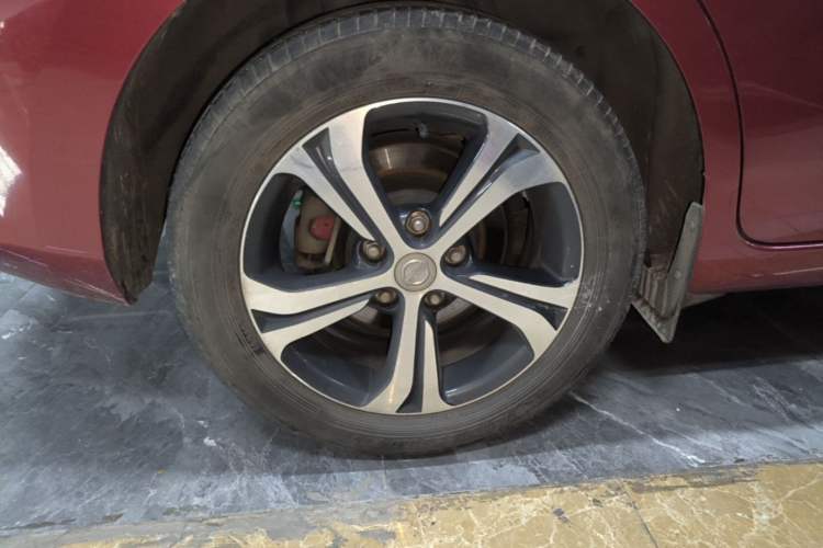 Used Nissan Tiida 2016 1.6L CVT Smart Drive Edition Right Rear Wheel Hub