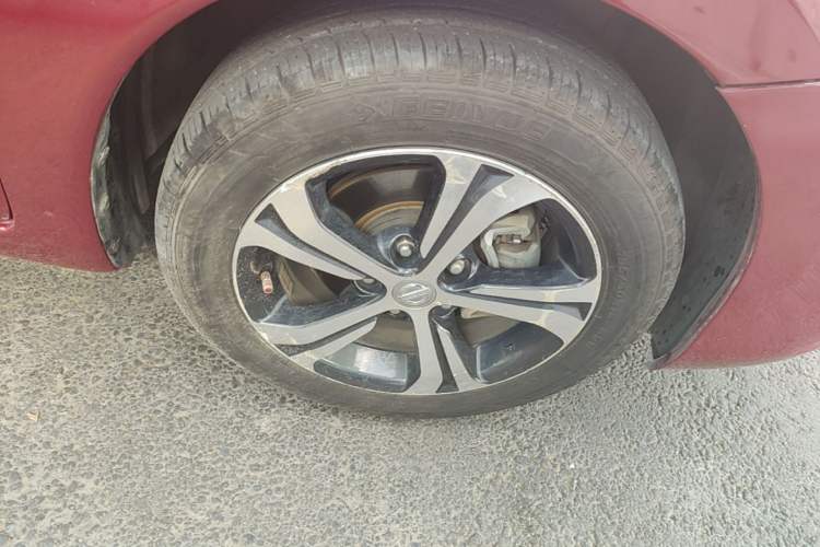 Used Nissan Tiida 2016 1.6L CVT Smart Drive Edition Right Rear Wheel Hub