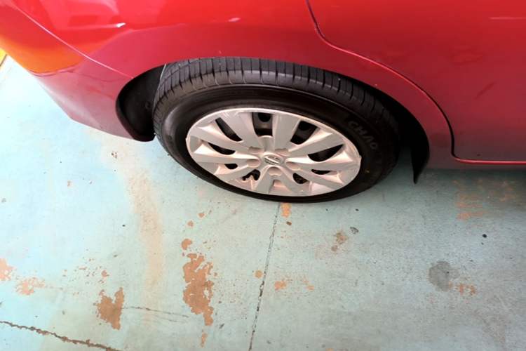Used Nissan Tiida 2016 1.6L CVT Joyride Edition Right Rear Wheel Hub