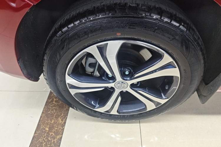 Used Nissan Tiida 2016 1.6L CVT Smart Drive Edition Right Rear Wheel Hub