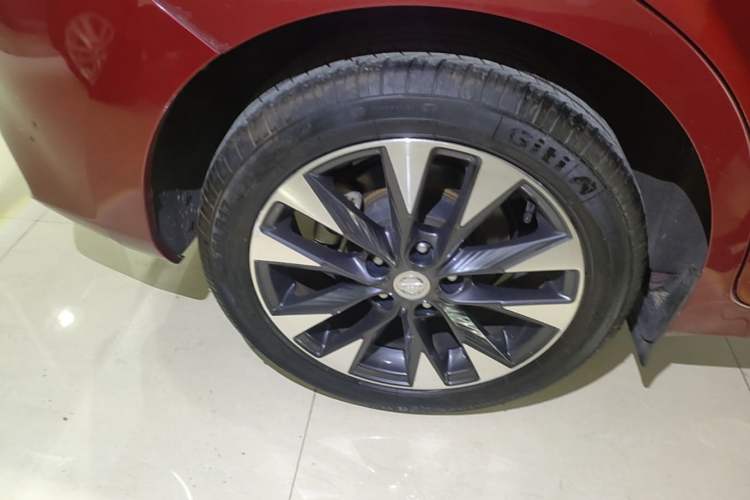 Used Nissan Tiida 2016 1.6L CVT ZhiZun Edition Right Rear Wheel Hub