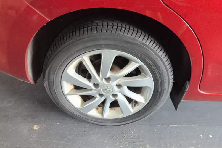 Used Nissan Tiida 2016 1.6L CVT Cool Dynamic Edition Right Rear Wheel Hub